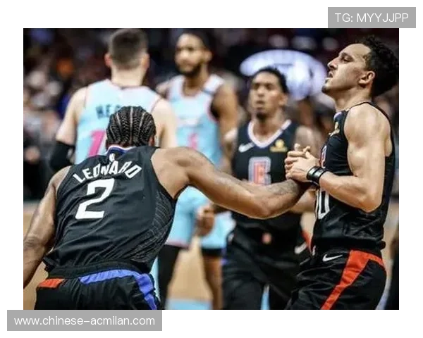 伤病内乱：教练揭示更衣室矛盾内幕