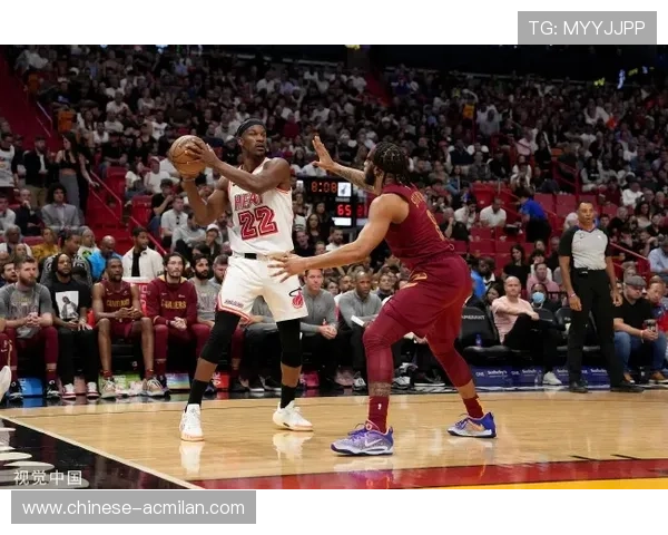 斯特鲁斯抢断反击单手劈扣助骑士起势